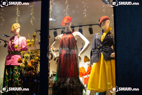 Сурвалжилга: Шинэ жилийн даашинз 50 000- 2 000 000 төгрөгийн үнэтэй байна 